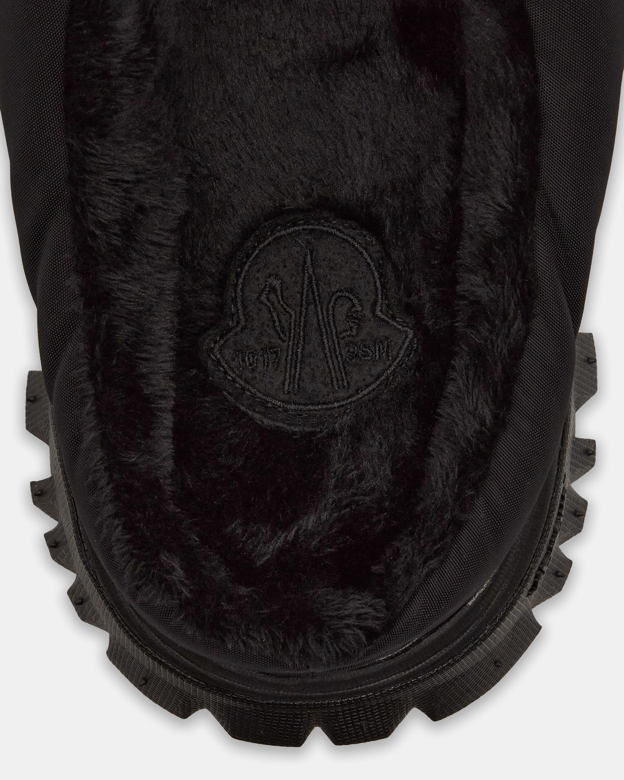 6 Moncler 1017 ALYX 9SM Puffer Trail Slides Black