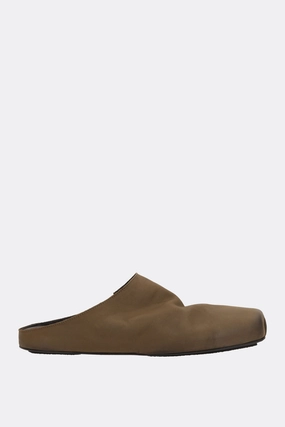 ballet slippers in smooth leather