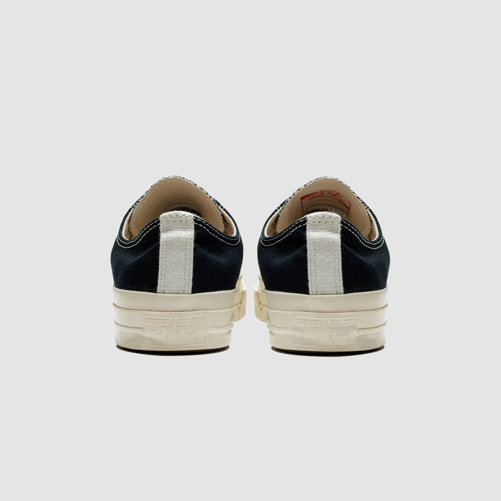 CHUCK TAYLOR ALL-STAR '70 LOW BLACK SINGLE HEART