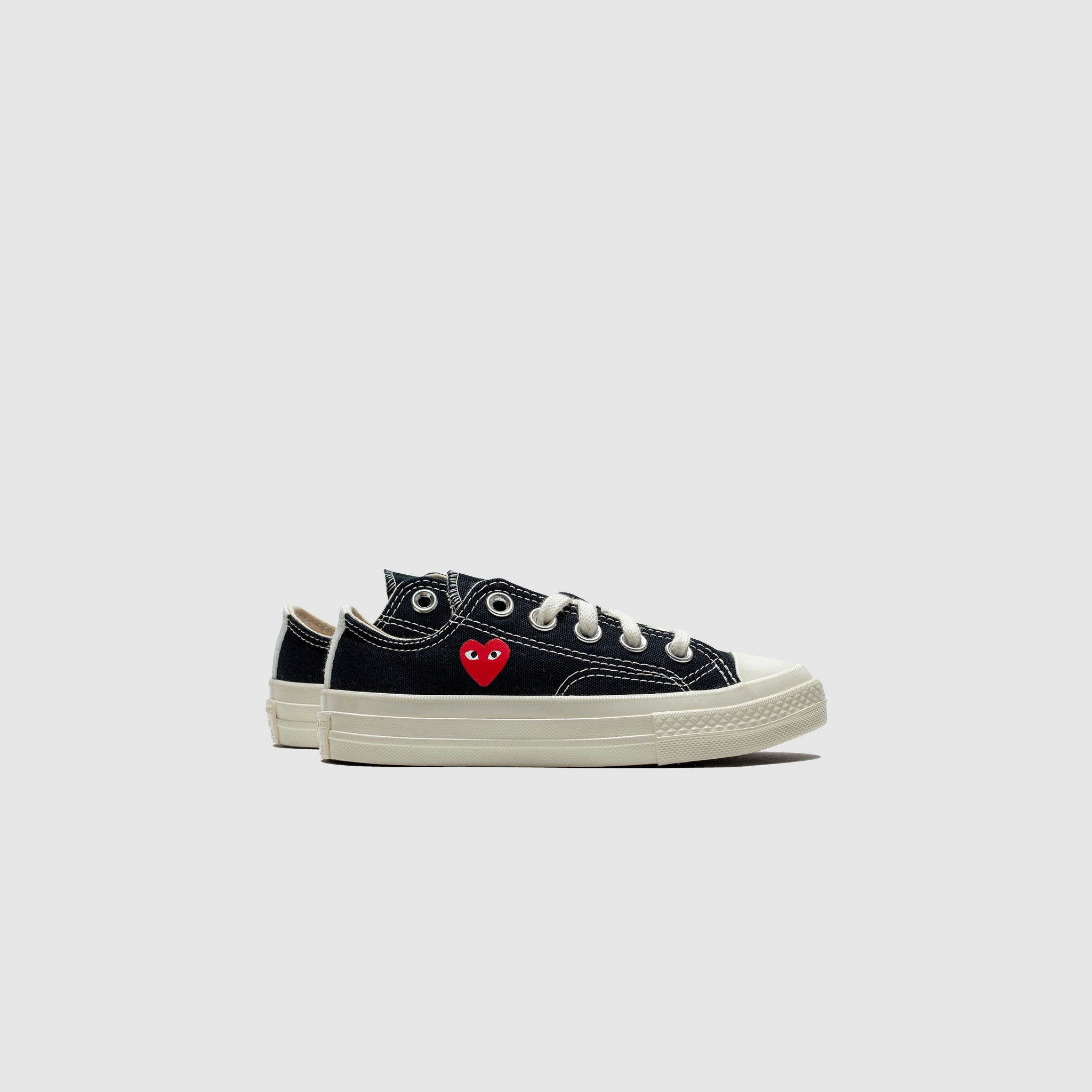 CHUCK TAYLOR ALL-STAR '70 LOW (KIDS) BLACK SINGLE HEART