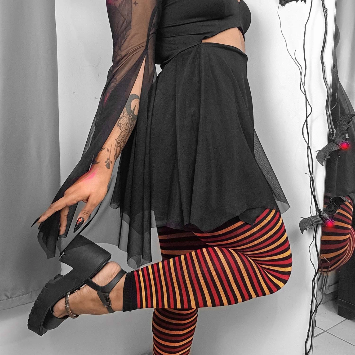 Cinnabar Footless Tights - Arctinae