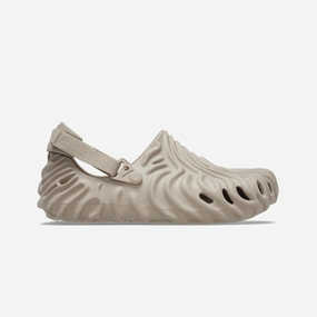 Crocs | SALEHE BEMBURY X CROCS  { HORCHATA
