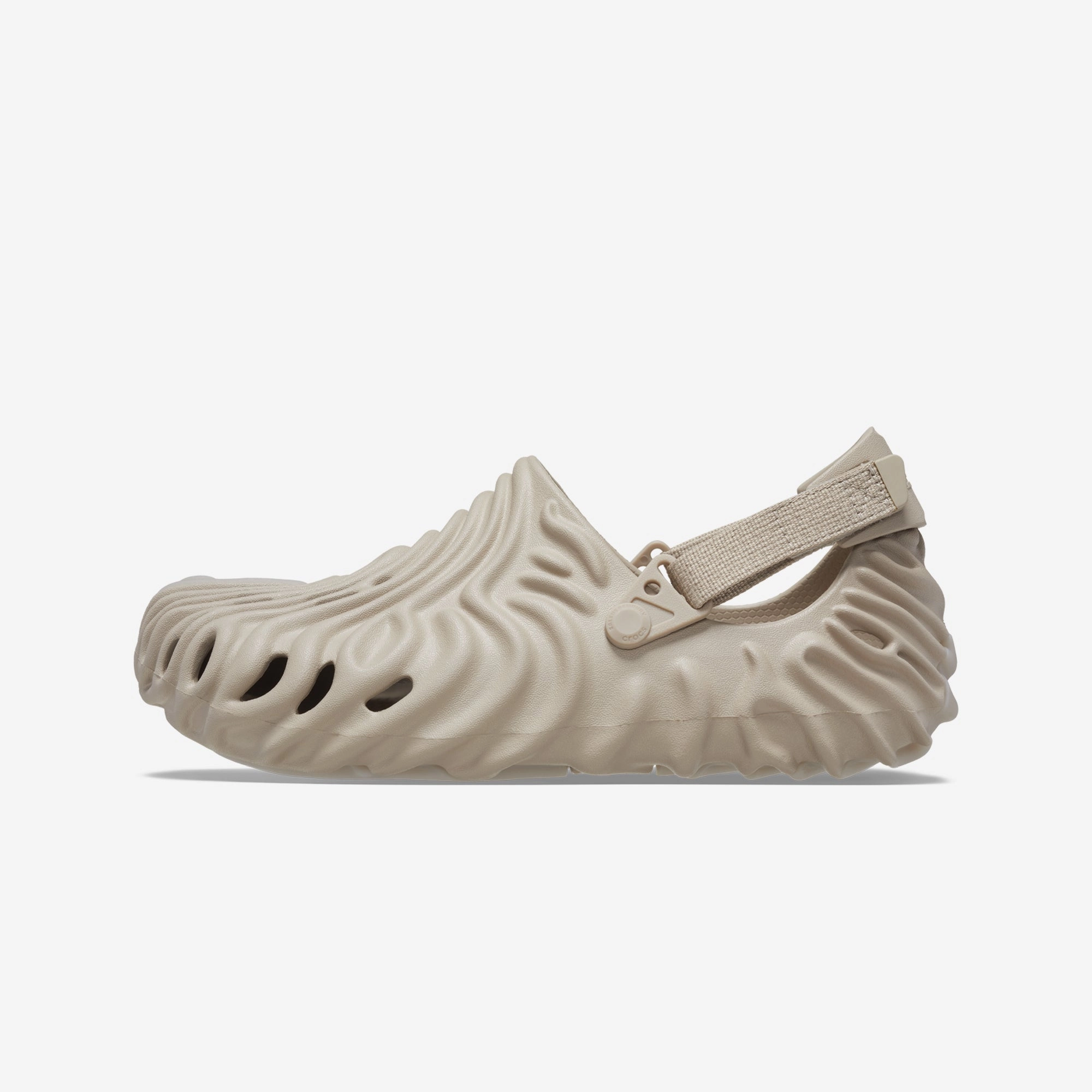 Crocs | SALEHE BEMBURY X CROCS  { HORCHATA