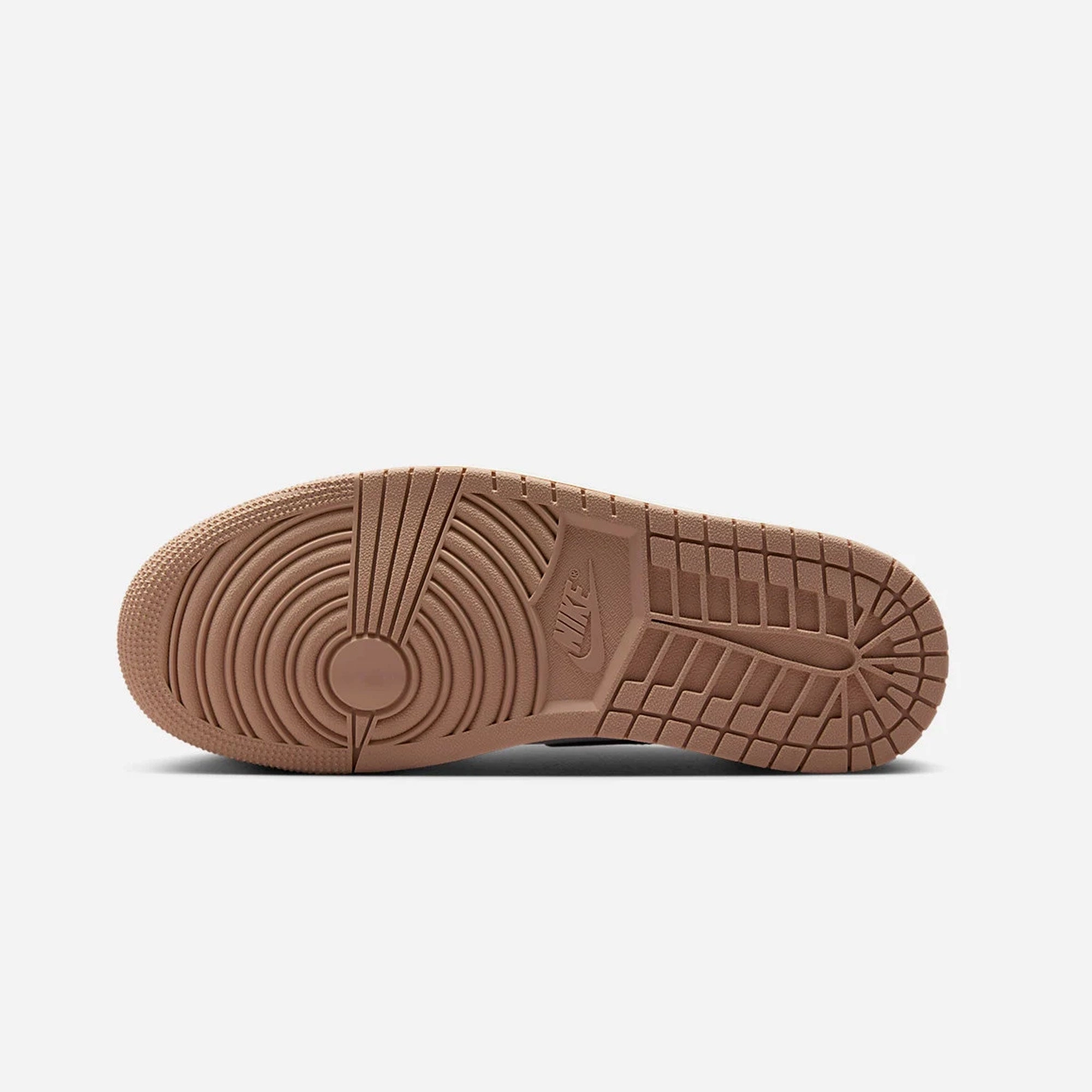 Jordan | AIR JORDAN 1 RETRO HIGH OG { LATTE