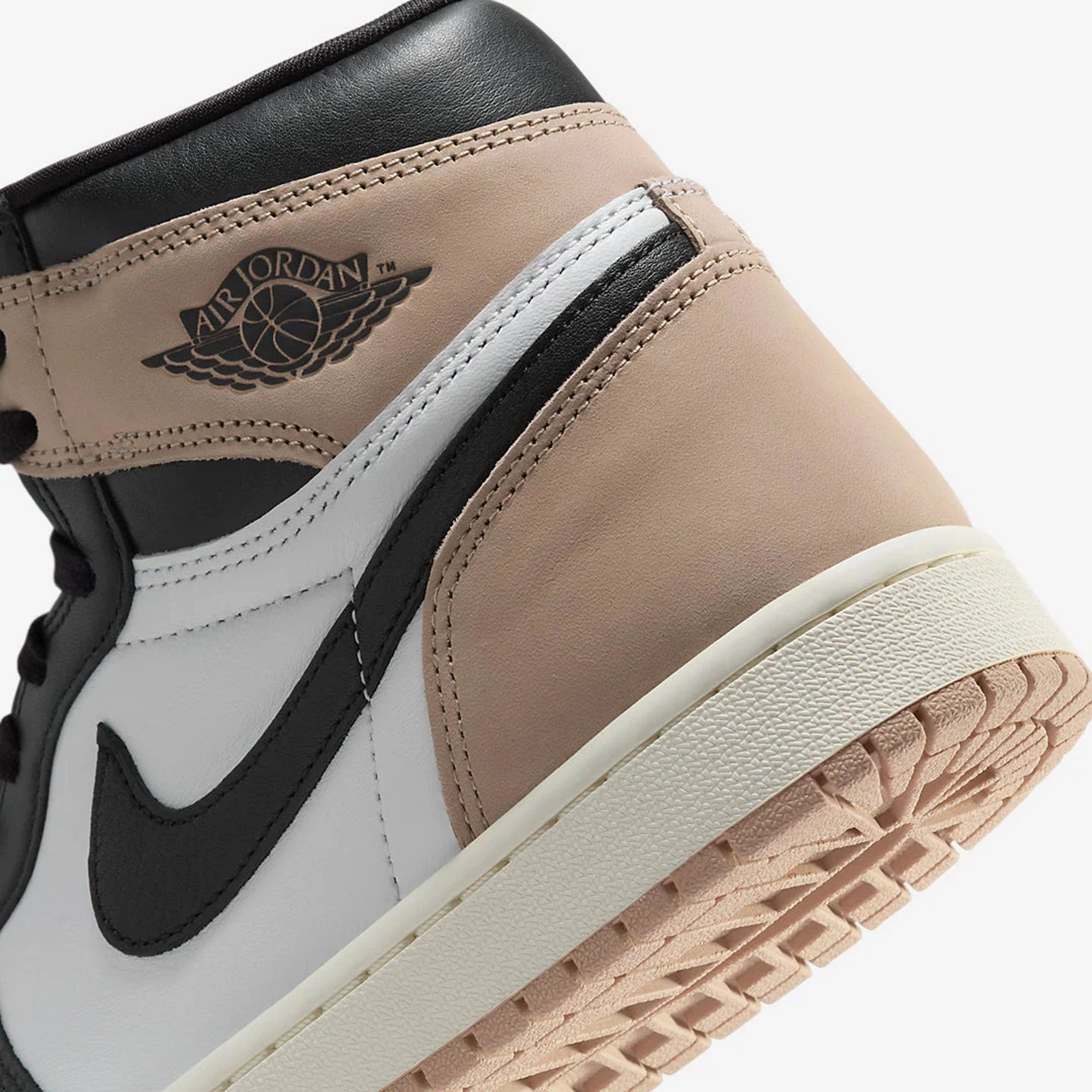 Jordan | AIR JORDAN 1 RETRO HIGH OG { LATTE