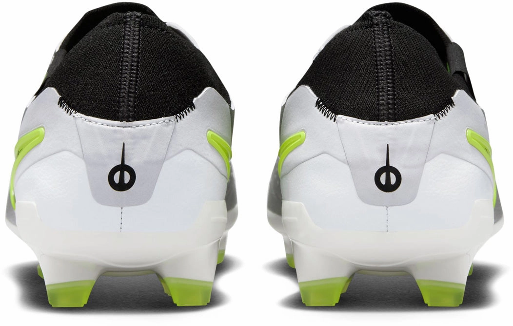 Tiempo Legend 10 Pro FG Low-Top Men's Football Boots