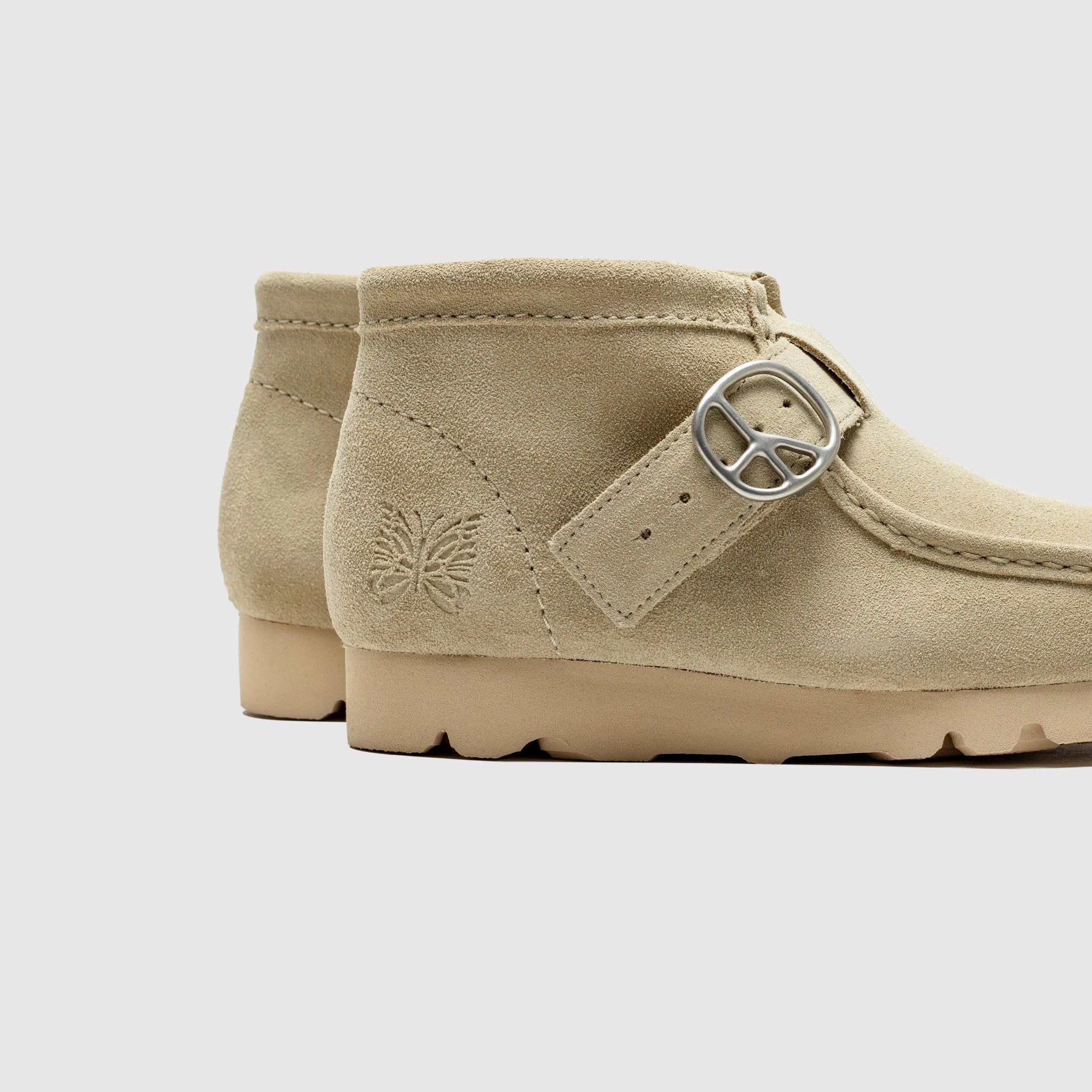 WALLABEE STRAP BOOT X NEEDLES