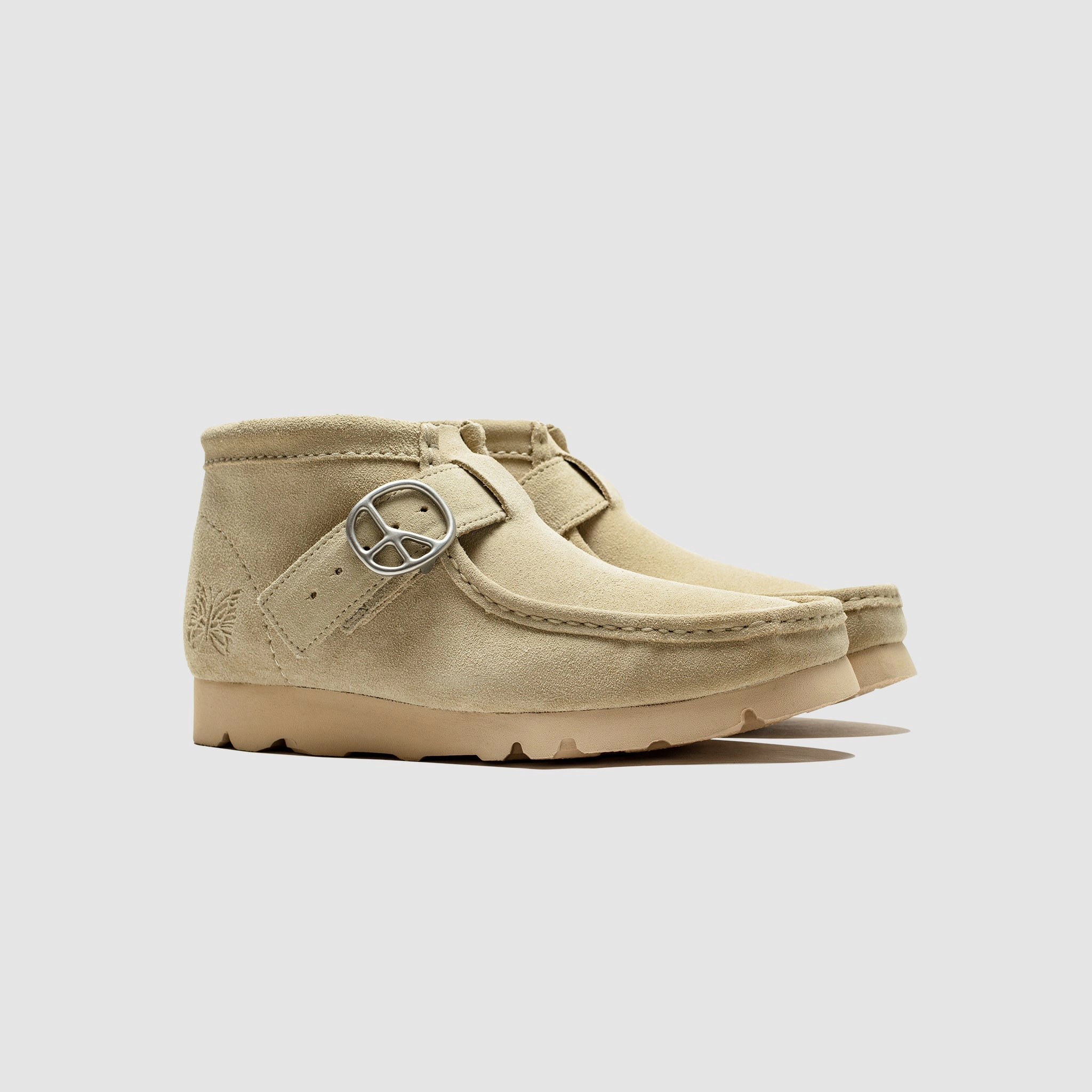 WALLABEE STRAP BOOT X NEEDLES